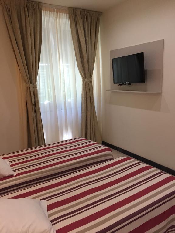 Accini 3*